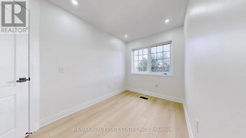 51 Denison Avenue, Brampton, ON - Indoor Photo Showing Other Room