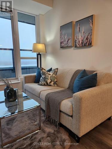 1111 - 225 Malta Avenue, Brampton, ON - Indoor Photo Showing Living Room