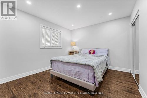 369 Thomas Slee Drive, Kitchener, ON - Indoor Photo Showing Bedroom