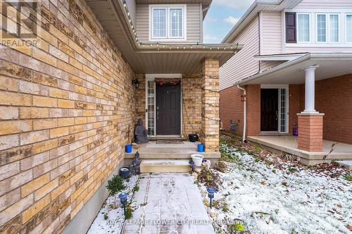 369 Thomas Slee Drive, Kitchener, ON - Outdoor