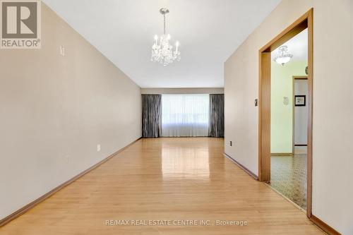 33 Ridgeway Avenue, Guelph, ON - Indoor Photo Showing Other Room