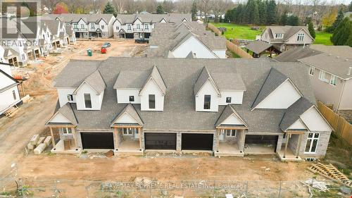 6 - 2700 Mewburn Road, Niagara Falls, ON - Outdoor With Facade