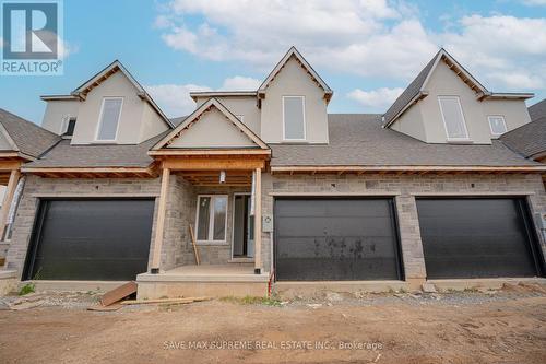 6 - 2700 Mewburn Road, Niagara Falls, ON - Outdoor With Facade