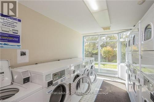 406 - 45 Pond Mills Road, London, ON - Indoor Photo Showing Laundry Room