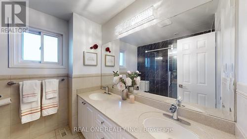 133 Risebrough Circuit, Markham, ON - Indoor Photo Showing Bathroom