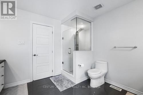 110 Westphalian Avenue, Ottawa, ON - Indoor Photo Showing Bathroom