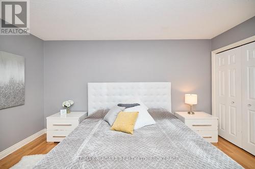 27 Walts Street, Welland (769 - Prince Charles), ON - Indoor Photo Showing Bedroom