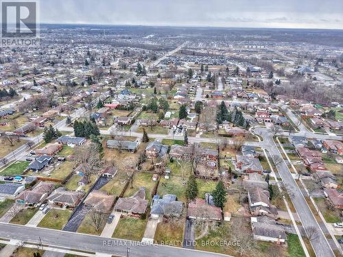 27 Walts Street, Welland (769 - Prince Charles), ON - Outdoor With View