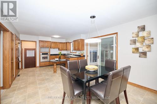 27 Walts Street, Welland (769 - Prince Charles), ON - Indoor Photo Showing Dining Room