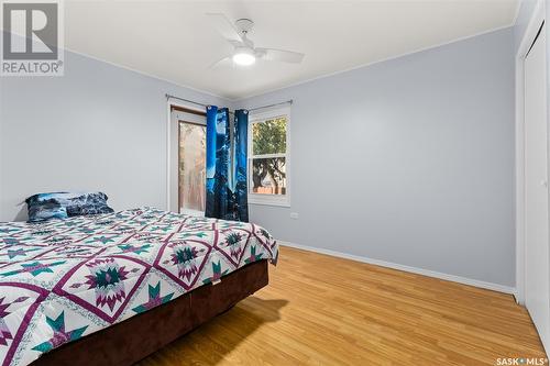 1056 Wolfe Avenue E, Moose Jaw, SK - Indoor Photo Showing Bedroom