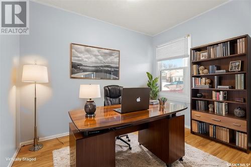 1056 Wolfe Avenue E, Moose Jaw, SK - Indoor Photo Showing Office