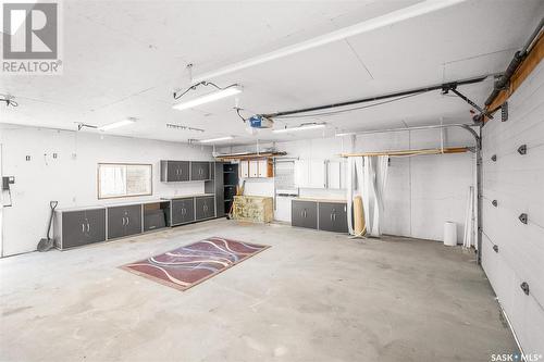 1056 Wolfe Avenue E, Moose Jaw, SK - Indoor Photo Showing Garage