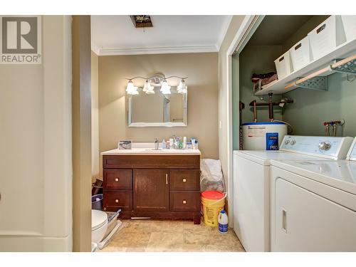 Laundry Area - 735 Cook Road Unit# 206D, Kelowna, BC - Indoor Photo Showing Other Room