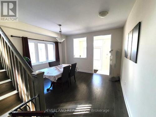 43 Mynden Way, Newmarket, ON - Indoor Photo Showing Dining Room