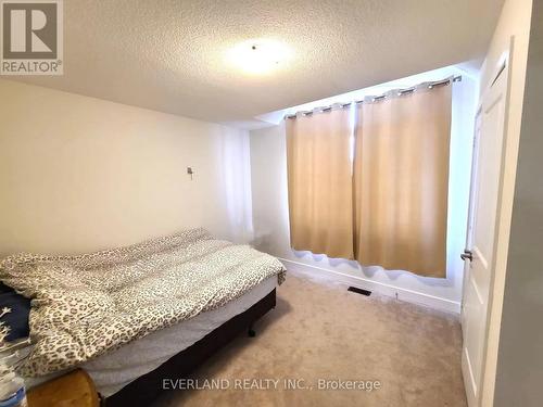 43 Mynden Way, Newmarket, ON - Indoor Photo Showing Bedroom