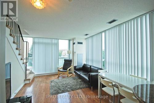 206 - 2585 Erin Centre Boulevard, Mississauga, ON - Indoor Photo Showing Other Room