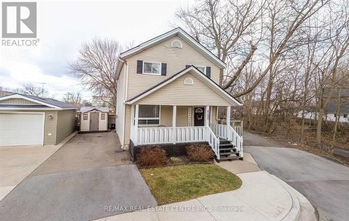 4353 Ellis Street, Niagara Falls, ON - Outdoor With Facade