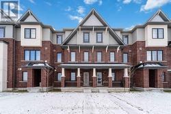 14 - 185 BEDROCK DRIVE  Hamilton, ON L8J 0M5