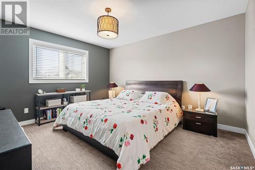 230 Newton Link, Saskatoon, SK - Indoor Photo Showing Bedroom