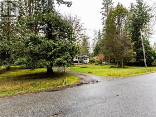 24115 Fern Crescent, Maple Ridge, BC - Outdoor