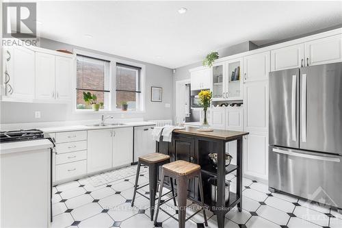 449 Mcgill Street, Hawkesbury, ON - Indoor Photo Showing Kitchen