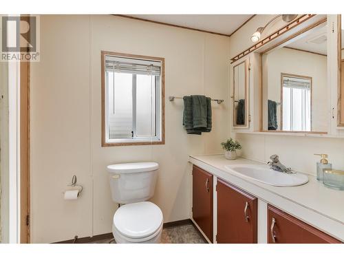 122 11970 Pinyon Drive, Pitt Meadows, BC - Indoor Photo Showing Bathroom