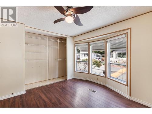 122 11970 Pinyon Drive, Pitt Meadows, BC - Indoor Photo Showing Other Room