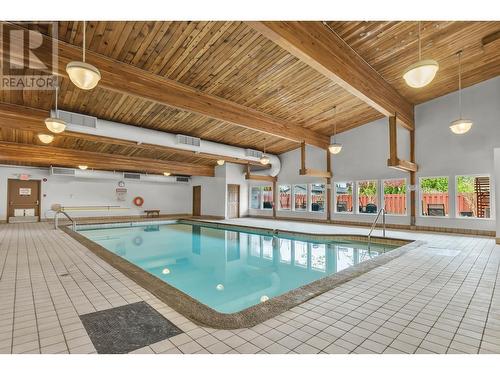 122 11970 Pinyon Drive, Pitt Meadows, BC - Indoor Photo Showing Other Room With In Ground Pool