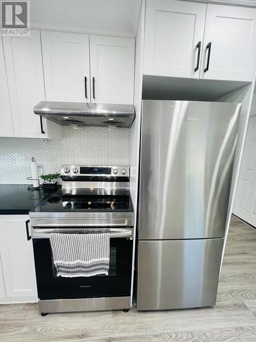 1 Edward Street, Ajax, ON - Indoor Photo Showing Kitchen With Stainless Steel Kitchen With Upgraded Kitchen