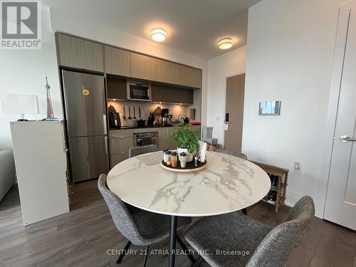 3219 - 585 Bloor Street E, Toronto, ON - Indoor Photo Showing Dining Room