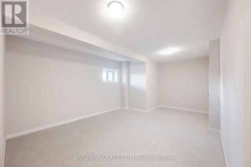 1007 Canoe Street, Ottawa, ON - Indoor Photo Showing Other Room