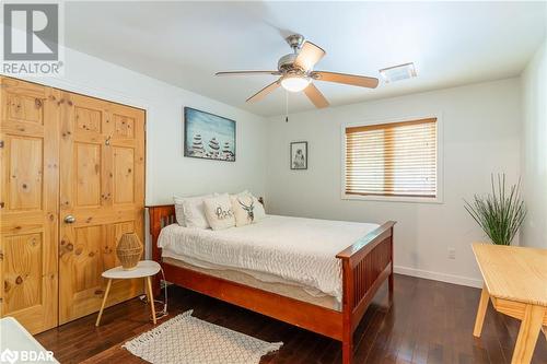 1091 Eashores Road, Haliburton, ON - Indoor Photo Showing Bedroom