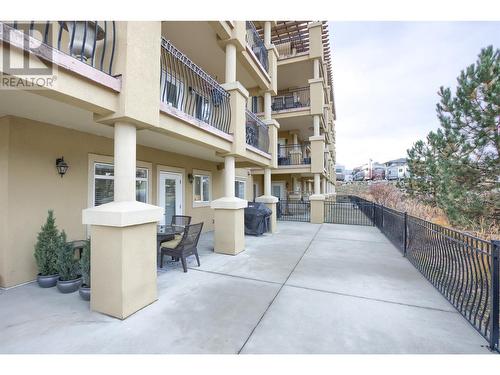 Patio Unit 216 - 2070 Boucherie Road Unit# 216 Lot# 24, West Kelowna, BC - Outdoor