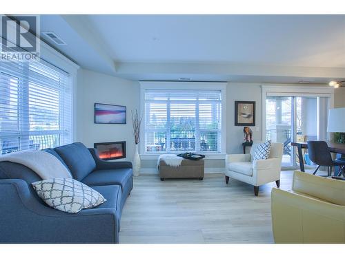 Living Room - 2070 Boucherie Road Unit# 216 Lot# 24, West Kelowna, BC - Indoor Photo Showing Living Room