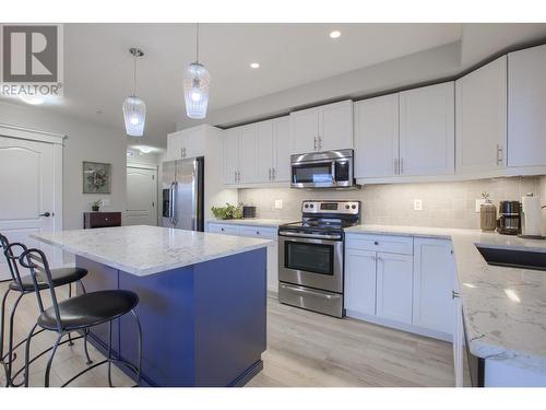 Kitchen - 2070 Boucherie Road Unit# 216 Lot# 24, West Kelowna, BC - Indoor Photo Showing Kitchen With Upgraded Kitchen