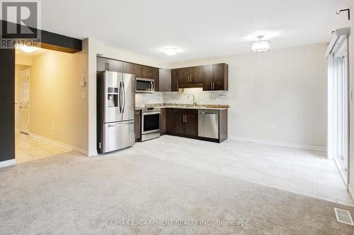 36 - 340 Prospect Point Road N, Fort Erie, ON - Indoor Photo Showing Kitchen