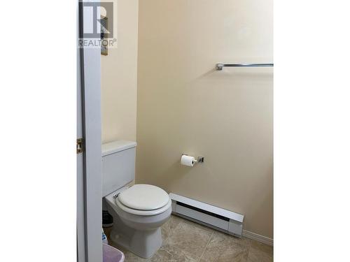 1876 Tranquille Road Unit# 1, Kamloops, BC - Indoor Photo Showing Bathroom