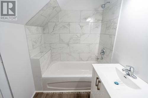 3024 Pitt Street, Cornwall, ON - Indoor Photo Showing Bathroom