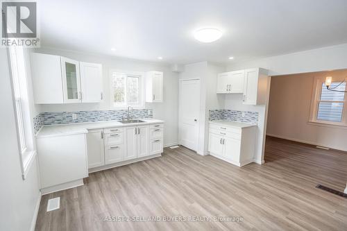 3024 Pitt Street, Cornwall, ON - Indoor Photo Showing Kitchen