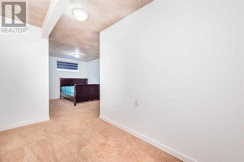 129 Lakeview Inlet, Chestermere, AB - Indoor Photo Showing Other Room