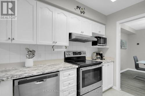 4320 Owl Valley Drive, Ottawa, ON - Indoor Photo Showing Kitchen