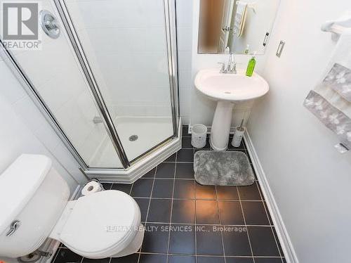 405 - 4080 Living Arts Drive, Mississauga, ON - Indoor Photo Showing Bathroom