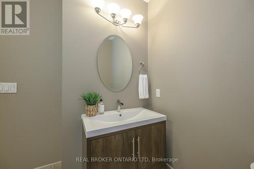 707 - 250 Pall Mall Street, London, ON - Indoor Photo Showing Bathroom