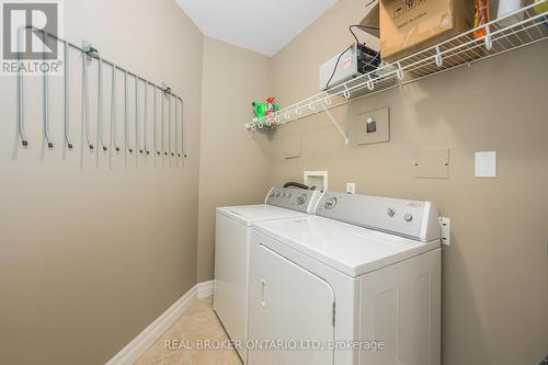 707 - 250 Pall Mall Street, London, ON - Indoor Photo Showing Laundry Room