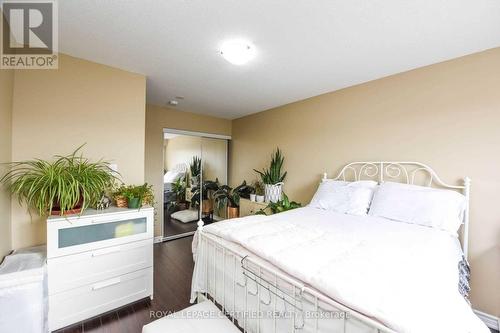 87 Newlyn Crescent, Brampton, ON - Indoor Photo Showing Bedroom