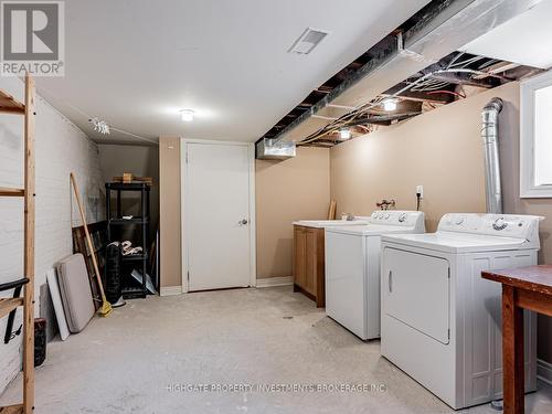 5 Bank Street, Toronto, ON - Indoor Photo Showing Laundry Room