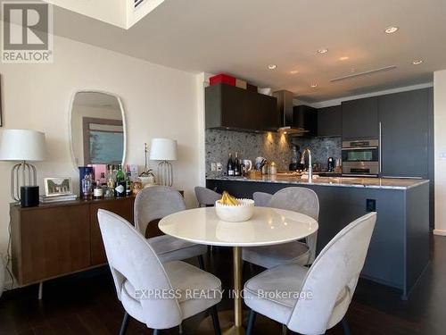 4202 - 180 University Avenue, Toronto, ON - Indoor Photo Showing Dining Room