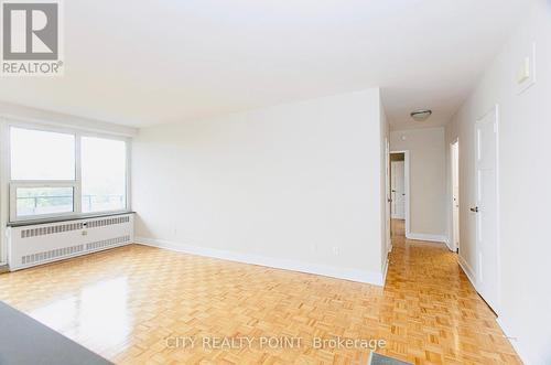 311 - 10 Shallmar Boulevard, Toronto, ON - Indoor Photo Showing Other Room