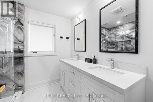 5103 Royal Mills Court, Mississauga, ON - Indoor Photo Showing Bathroom