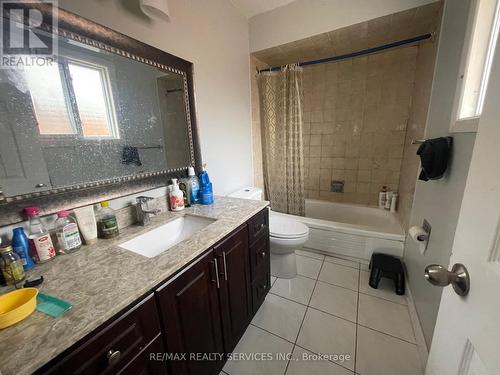 42 Broad Oak Court, Brampton, ON - Indoor Photo Showing Bathroom